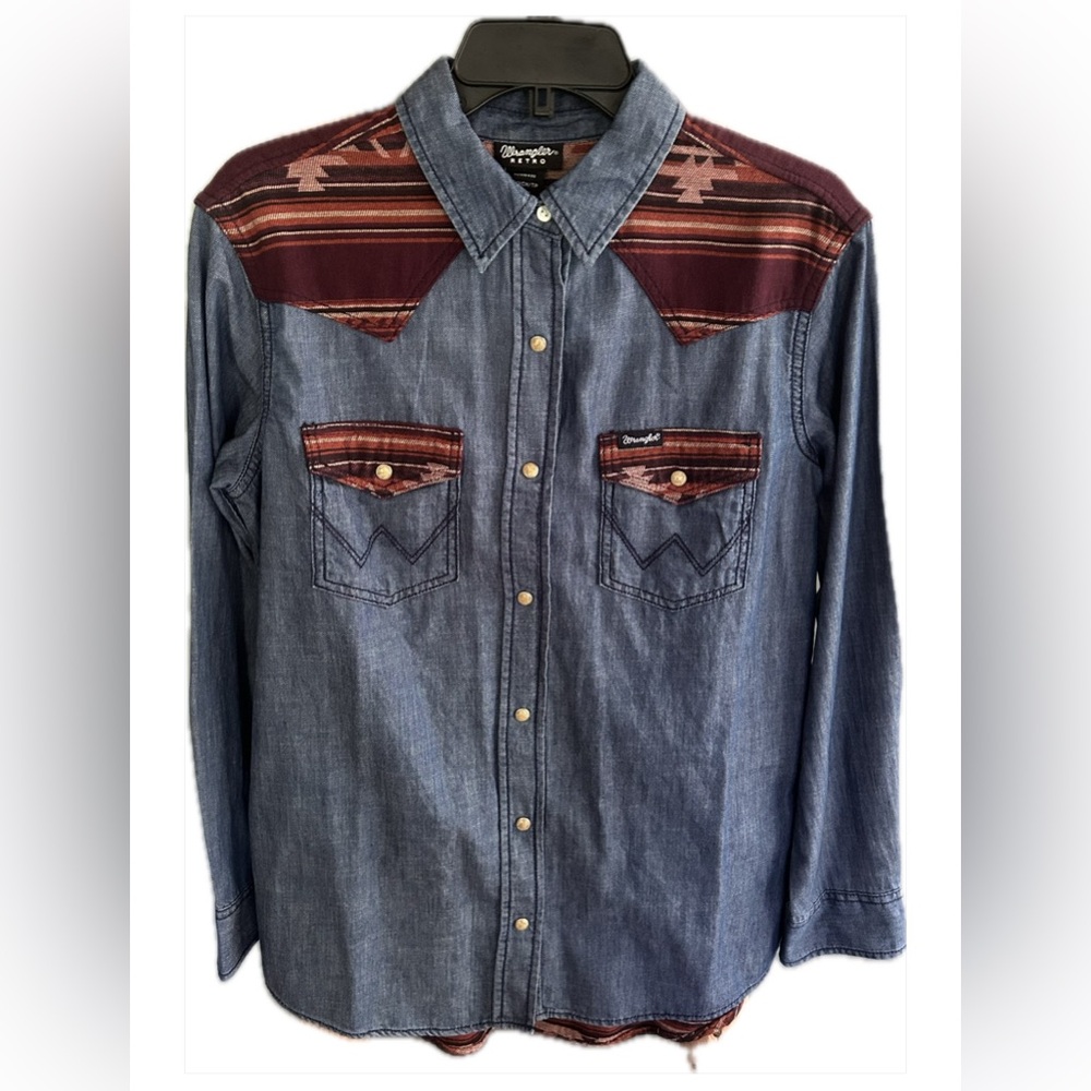 Wrangler Retro Oversized Denim Burgundy SouthWest Style Button Down Shirt XS